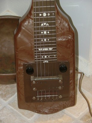 2011-11-09 2011 NOVEMBER LAP STEEL 005