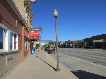The main street through Cody at 8 AM.